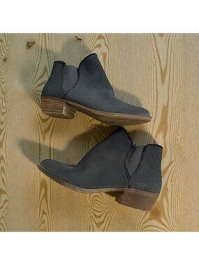 KENSIE Gerona Gray Fabric Ankle Boots Size 10
